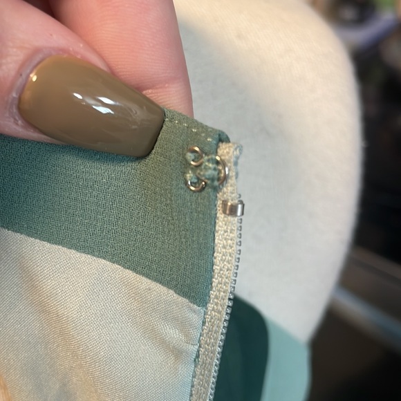 ModCloth xxs sheer overlay hi-low green color block halter gown w/ pockets EUC - Picture 9 of 13